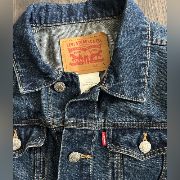 LEVIS youth size small jean jacket - Picture 2 of 4